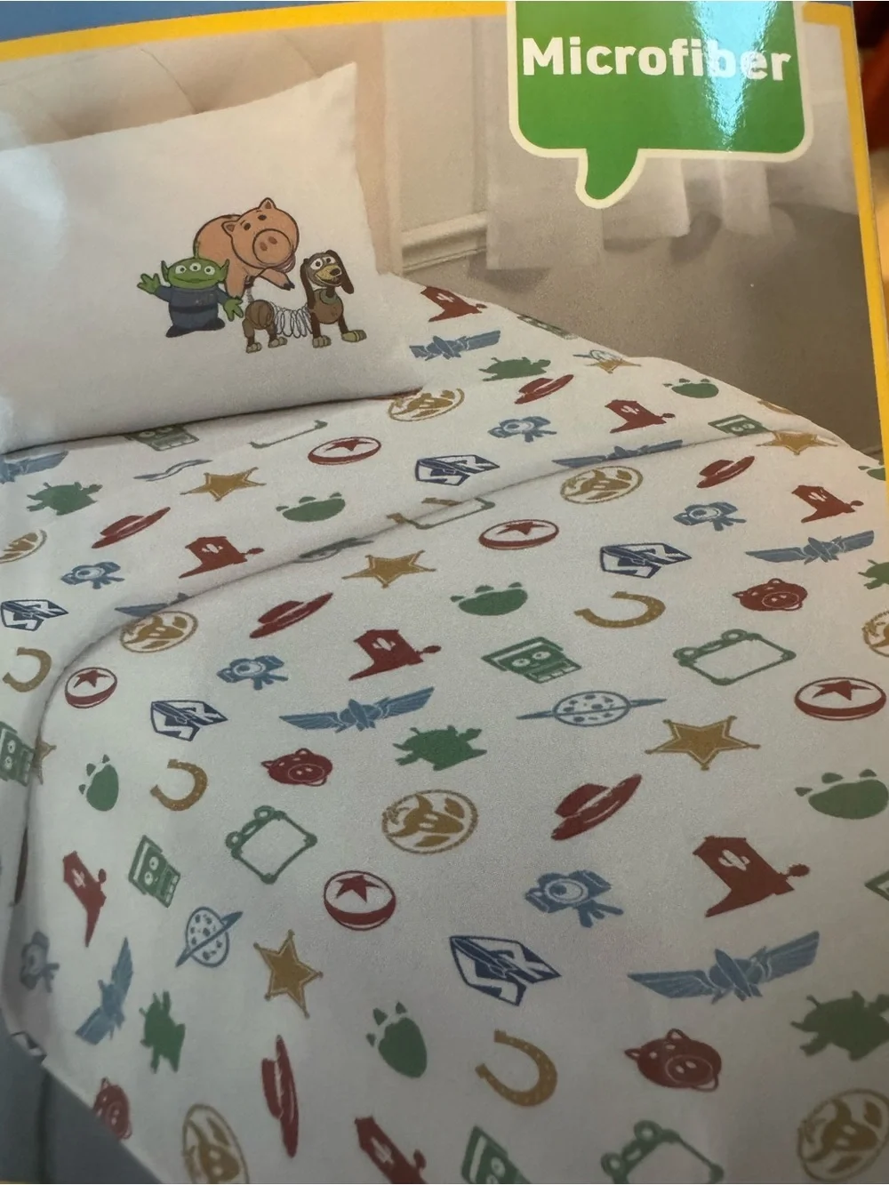 Disney Toy Story 5 Twin Sheet Set - White with Blue, Red, Green Accents